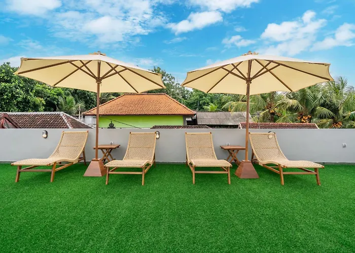 The Deep - Medium Private Pool